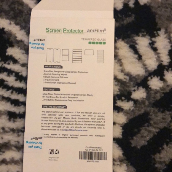 Two glass screen protectors for IPhone 6 or 7 - Picture 2 of 2
